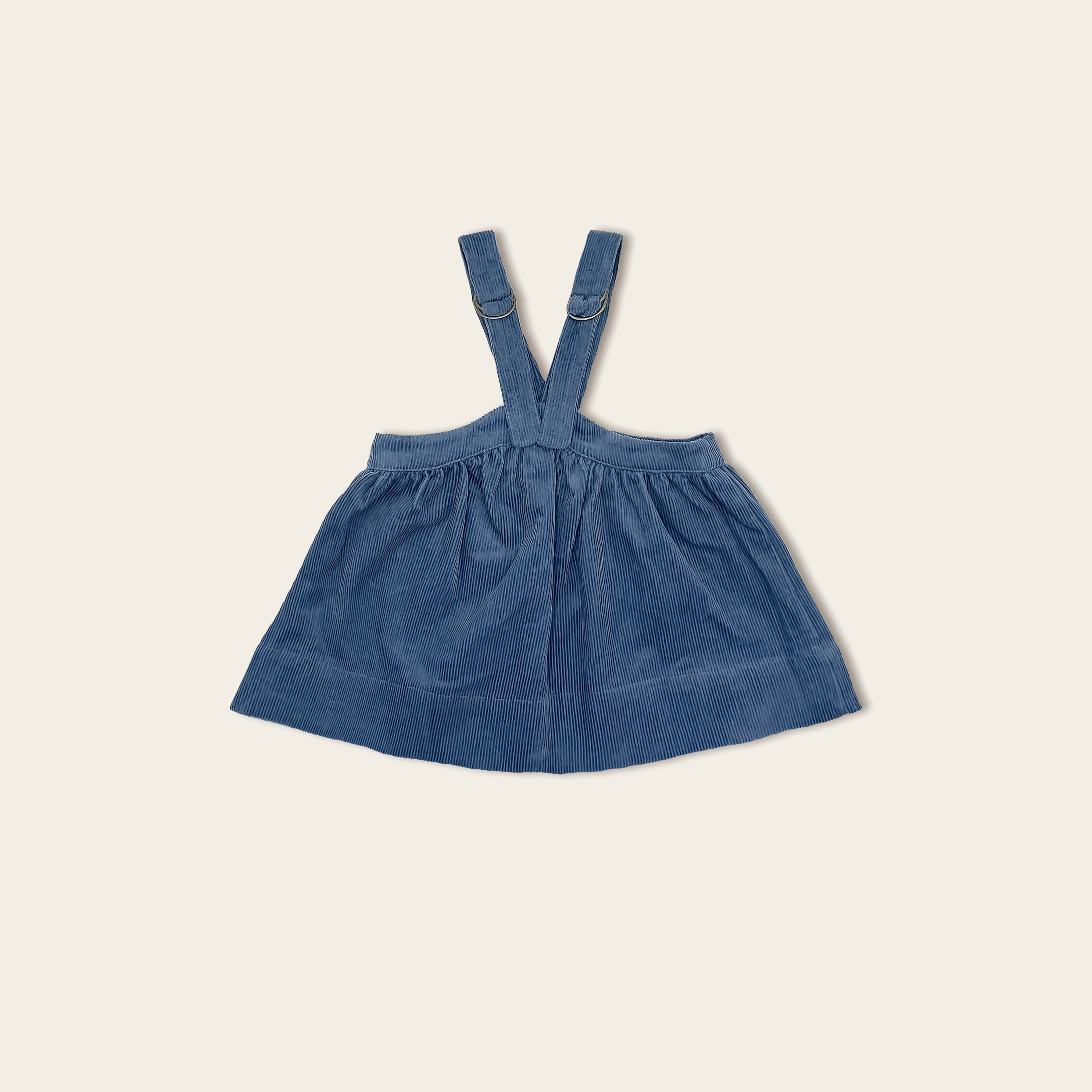 The Pebble Pinafore